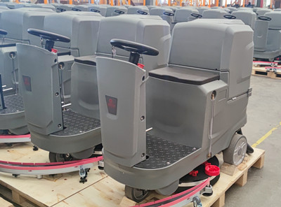 駕駛式洗地機(jī) 駕駛式洗地機(jī)